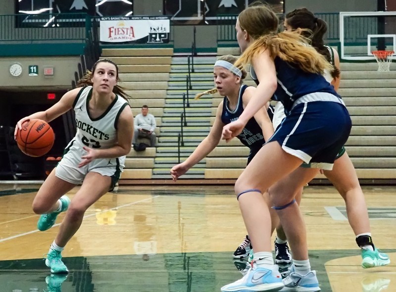 R-P basketball player
