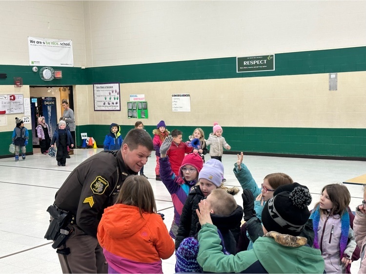 Sgt. Aamodt  visiting R-PTLE to say hello, and field lots of questions